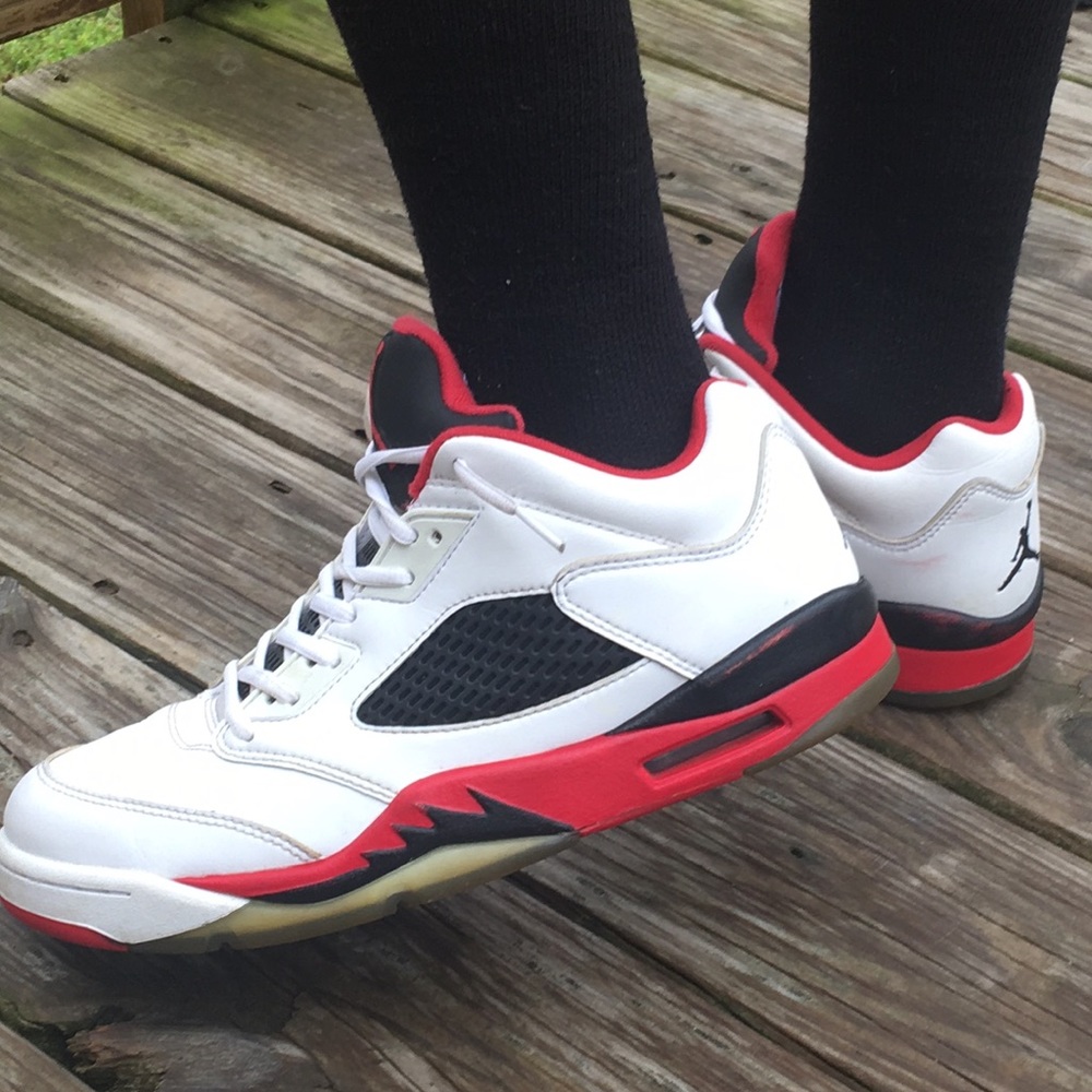 SOLD 🌟🌟Jordan Retro 5 Low Men’s Size 8.5